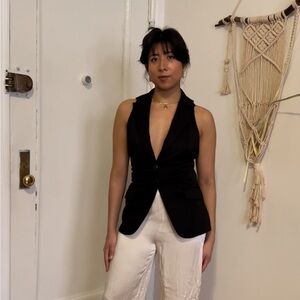 CR signature vest